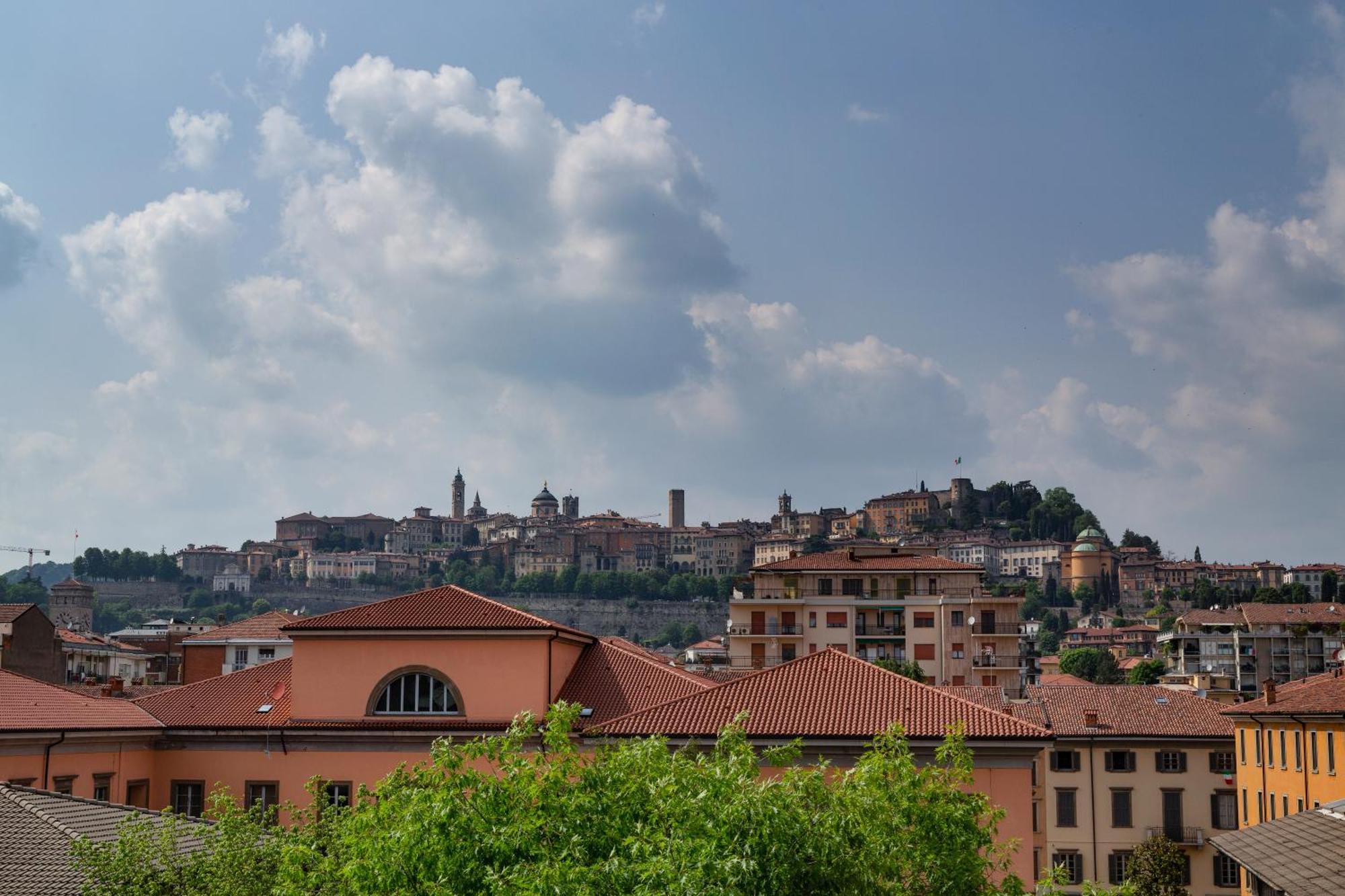 Appartamento La Castellana Bergamo Esterno foto